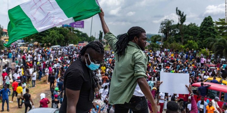 #EndSWAT: Youths Hold Prayer Walk Across Nigeria